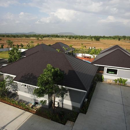 Rongsang Resort Nong Khae Exterior photo