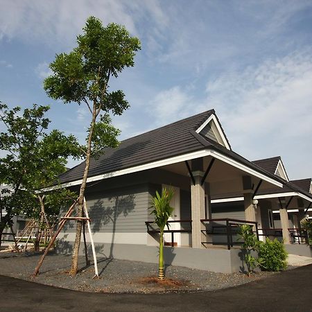 Rongsang Resort Nong Khae Exterior photo